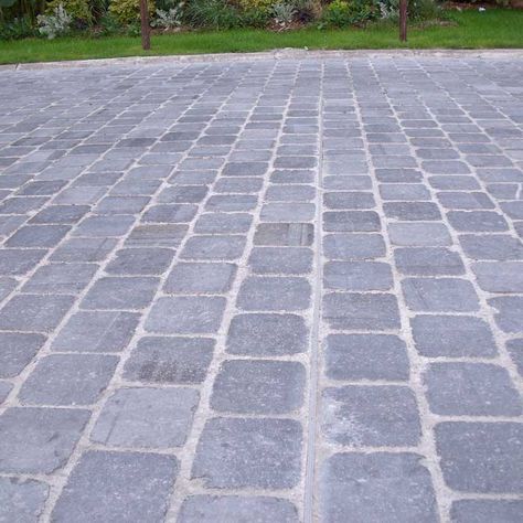 Highly durable, 50mm thick Belgian blue stone driveway pavers, suitable for use in many situations. They are lightly tumbled for an aged surface. Entrance Driveway, Bluestone Paving, Belgian Bluestone, Blue Limestone, Front Driveway, Natural Stone Paving, Stone Walkways, Driveway Pavers, Bluestone Pavers