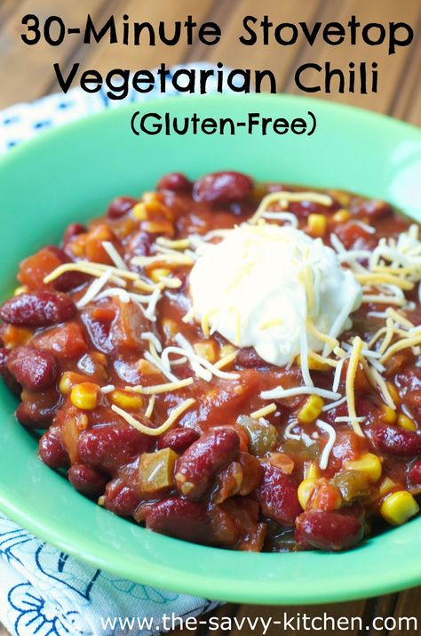 No Meat Chili Recipe, Meatless Chili Recipe, Gluten Free Chili Recipe, Easy Vegetarian Chili Recipe, Easy Vegan Chili, Chili Recipe Stovetop, Stovetop Chili, Meatless Chili, Vegetarian Chili Easy