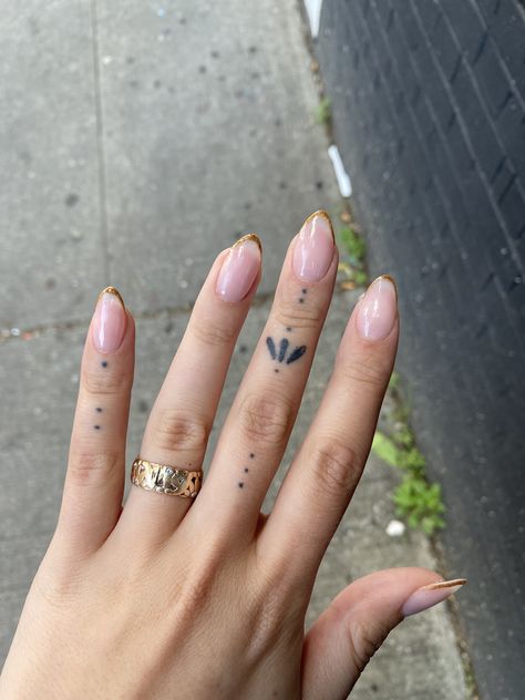 SNS Dip Powder Nails with Gold French Tip Crescent French Tip Nails, Dip Powder Nails French Tip Green, Oval Gold French Tip Nails, Dip Powder Nails French Tip Gold, How To Do French Tip With Dip Powder, Gold French Tip, Gold Tips, Dip Powder Nails, Powder Nails