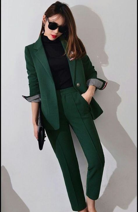 Trendy Work Outfit, Suits Formal, Pant Suits For Women, Fashionable Work Outfit, Elegant Pant, Business Suits, Pant Suits, Woman Suit Fashion, Pantsuits For Women