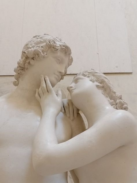 Man And Woman Sculpture, Romantic Statues, Art Folio, Couple Sculpture, Love Statue, Ancient Greek Sculpture, Antonio Canova, Roman Statue, Classic Sculpture