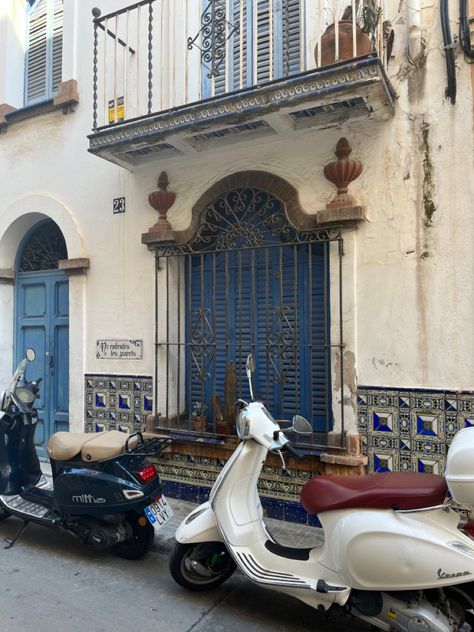 #barcelona #spain #travel #summer #aesthetic #instastory #vibes Sitges Spain Aesthetic, Vintage Spain Aesthetic, 1950s Aesthetic, Sitges Spain, Barcelona Aesthetic, Barcelona Spain Travel, Spain Aesthetic, Parts Unknown, Dream Summer