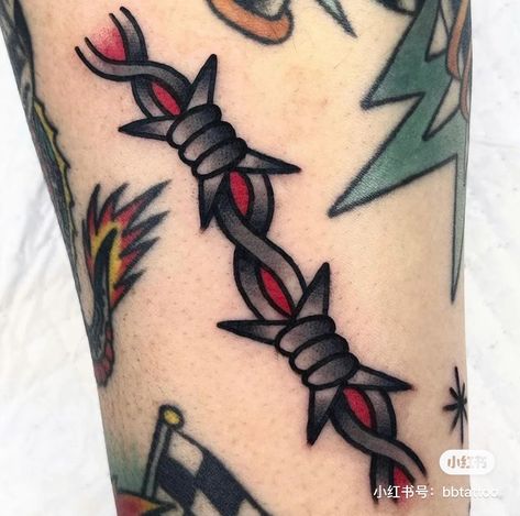 Traditional Tattoo On Shoulder, Traditional Tattoo Gap Fillers, School Tattoo Ideas, Traditional Tattoo Filler, Small Traditional Tattoo, Barbed Wire Tattoo, Wire Tattoo, Tattoo Embroidery, Barbed Wire Tattoos