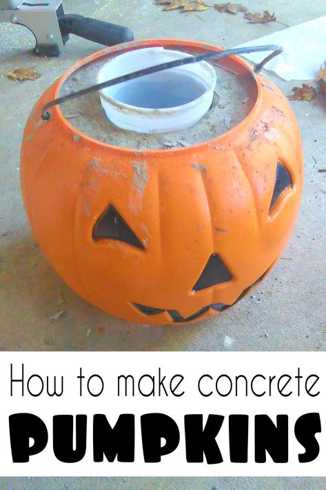 Pumpkin Planters Diy, Diy Concrete Jack O Lantern, Diy Cement Jack O Lantern, Cement Jackolanterns, Concrete Pumpkin Planter, Concrete Jackolantern, Diy Pumpkin Display, Faux Cement Pumpkins, Cement Pumpkins Diy Video