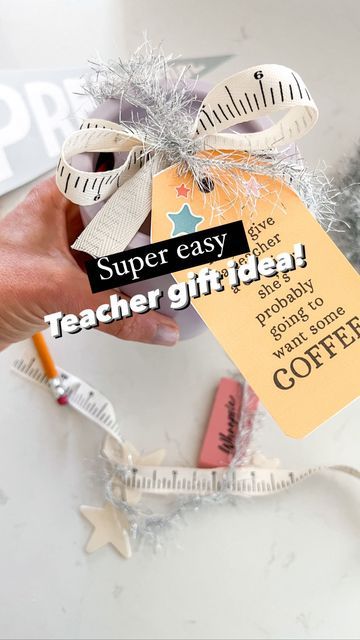 THE MAMA NOTES shared a post on Instagram: "✏️ Another very simple back to school teacher gift idea ✏️ This uses the $3.50 (still on sale) @target coffee mug I shared earlier this week. Just stick a pack of cookies & Starbucks gift card inside! Link for the tags is in my stories!". Follow their account to see 1794 posts. Teacher Appreciation Gifts Starbucks, Starbucks Gift Card Ideas, Starbucks Teacher Gift, Notes On Instagram, Teacher Appreciation Diy, Back To School Gifts For Teachers, Starbucks Gift Card, Starbucks Gift, Teachers Day Gifts