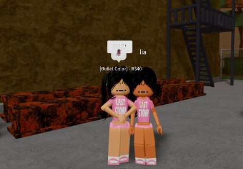 Hood Pics, Roblox Friends, Roblox Dahood, Roblox Matching, 6 Month Anniversary, Fake Friend, Roblox Character, Hair Roblox, Da Hood