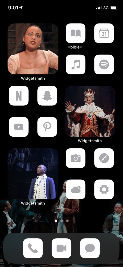 Hamilton💛 Hamilton Homescreen, Hamilton Lockscreen, Hamilton Phone Case, Pretty Phone Wallpaper, Phone Theme, Alexander Hamilton, Homescreen Wallpaper, Phone Themes, Phone Wallpaper