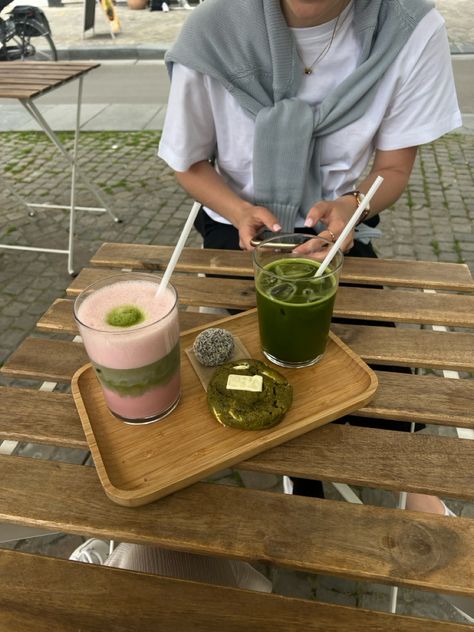 Matcha aesthetic Matcha Date, My Vibe, Food Ideas, Matcha, Dates, Vision Board, Cafe, France, Quick Saves