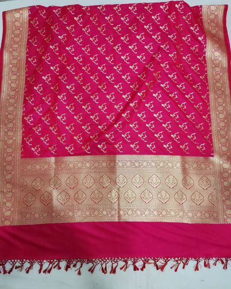 Pink Golden Zari Katan Silk Banarasi Suit Taj Silk Saree Experience elegance and luxury with our Pink Golden Zari Katan Silk Banarasi Suit. Made from premium quality silk and adorned with intricate golden zari, this suit is perfect for any special occasion. Look effortlessly stylish and stand out in the crowd with this timeless piece. #banarasisuit #banarasi 🧩#suitsalwar #tailoredsuit #salwarsuitsforwomen #womenempowerment #fashionweek #desing #elégance #post #feed #instafeed #dailylook #... Banarasi Suit, Silk Bottoms, Silk Set, Katan Silk, Silk Dupatta, Daily Look, Salwar Suits, Mild Soap, Indian Dresses