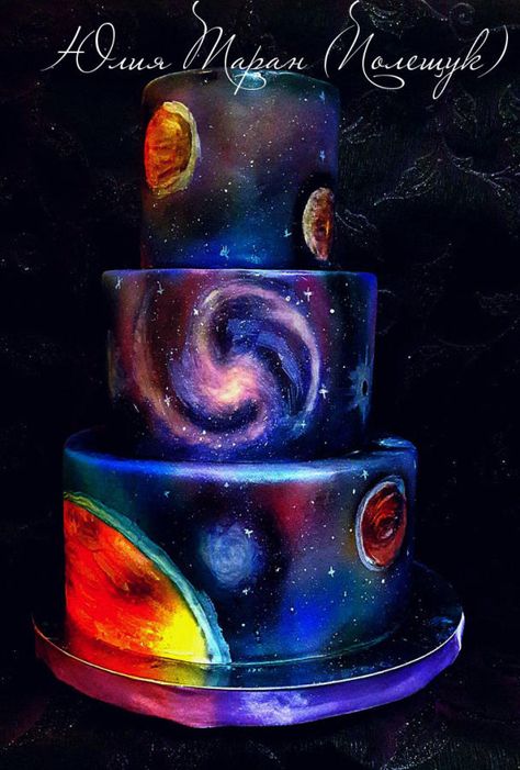 My space cake on a dark background. And without lovers. It seems to me that this is how it looks quite different) Space Theme Cakes, Birthday Cake Space Theme, Space Wedding Cake, Space Birthday Cakes, Galaxy Cake Ideas, Space Cake Ideas, Galaxy Themed Cake, Galaxy Birthday Party Ideas, Galaxy Cakes