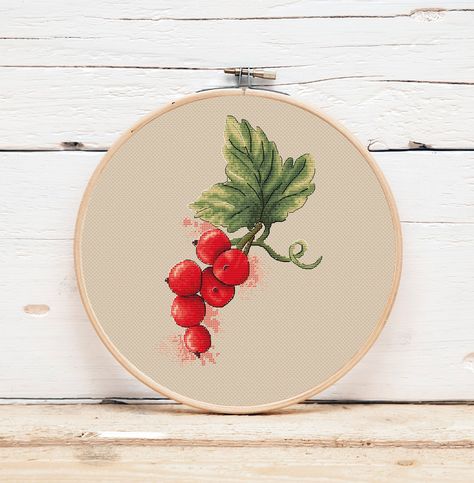 Red berries cross stitch pattern - Botany cross stitch - Modern Counted Cross Stitch Chart - DMC Chart Printable PDF Instant Download Embroidery Berries, Berries Embroidery, Dmc Chart, Embroidery Pictures, Stitch Flowers, Animal Cross Stitch Patterns, Types Of Stitches, Mini Cross Stitch, Mini Cross