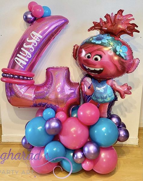 Poppy From Trolls, Troll Party Theme, Peppa Pig Birthday Cake, Party Balloons Diy, Pig Birthday Cakes, Trolls Poppy, Trolls Birthday Party, Troll Party, Trolls Movie