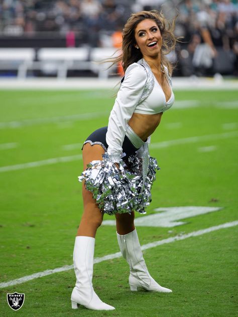 Las Vegas Raiders: Raiderette Maddie performs on the field during the regular season home game against the Miami Dolphins. Raiders Cheerleaders, Modern Feminism, Raiders Baby, Raiders Girl, Nfl Cheerleaders, Las Vegas Raiders, Futurism, Retro Futurism, Miami Dolphins