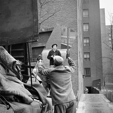 Self-Portraits | Vivian Maier Photographer Vivian Maier Street Photographer, Vivian Mayer, Francesca Woodman, Diane Arbus, Cindy Sherman, Robert Doisneau, New York Vintage, Henri Cartier Bresson, Vivian Maier