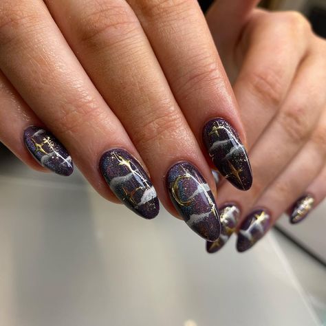 Night Time Nails, Day And Night Nails, Night Inspired Nails, Sky Nails Design, Night Sky Nails, Sky Nail Art, Night Nails, Sky Nails, Night Christmas