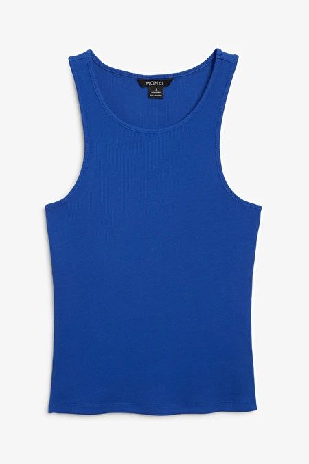 Blue Tank Top Outfit, Summer Tank Top Outfits, Royal Blue Tank Top, Cobalt Blue Top, Summer Trousers, Blue Floral Top, Brown Hairstyles, Tank Top Outfits, Summer Is Here