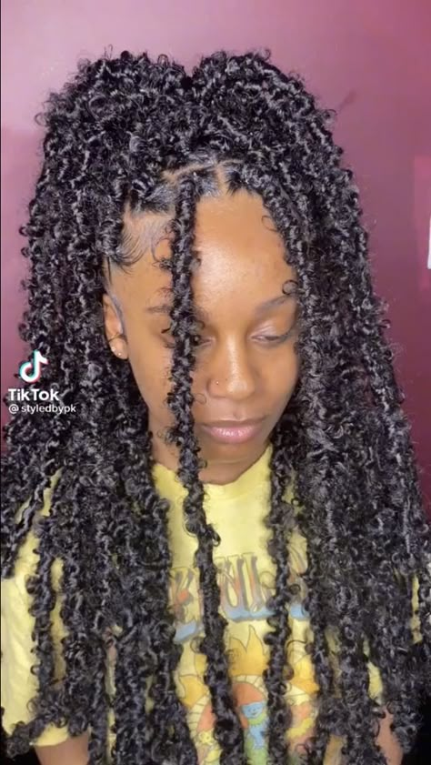 Bra Length Butterfly Locs, Hair Styles For Butterfly Locks, Cotton Candy Butterfly Locs, Butterfly Locs Big Parts, Butterfly Locs With Color Long, Butterfly Locks Long, Hairstyles For Black Girls Teens, Aesthetic Hair Black, Butterfly Locks Hairstyle