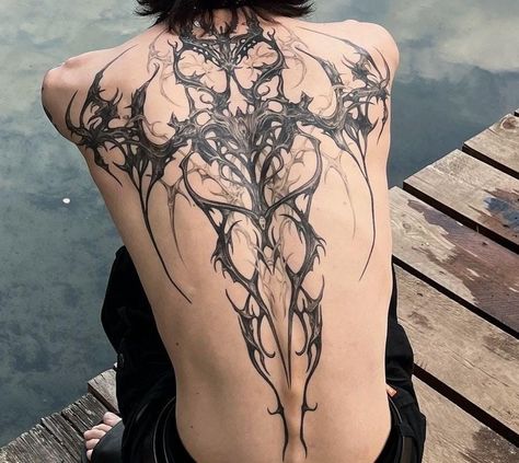 Shatter Tattoo Ideas, Snakes On Back Tattoo, Skeletal Back Tattoo, Large Back Piece Tattoo Women, Ateronyx Tattoo, Scary Back Tattoos, Back Tattoos Cybersigilism, Symmetrical Lower Back Tattoo, Cyberciligism Tattoo Back