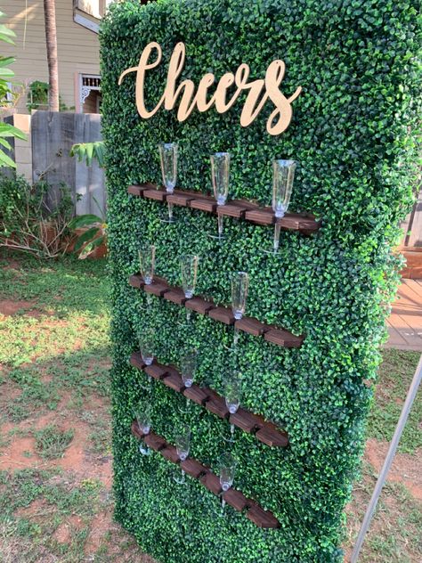 Grass Champagne Wall, Bourbon And Bubbles Party Decor, Bubbles Party, Champagne Wall, Brunch Bubbly, Ball Ideas, Boozy Brunch, Bubble Party, Grass Wall