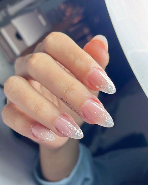 Iris Nails, Engagement Nails, Natural Acrylic Nails, Diva Nails, Summery Nails, Work Nails, Bride Nails, Nail Jewelry, Oval Nails