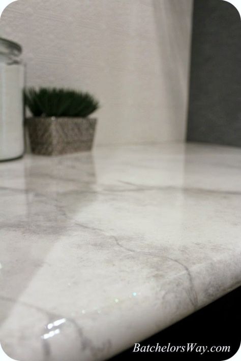 faux marble countertop tutorial, Batchelors Way on Remodelaholic.com Faux Countertops, Diy Spa Bathroom, Countertop Redo, Marble Granite Countertops, Faux Marble Countertop, Countertops Marble, Porcelain Countertops, Kitchen Remodel Countertops, Faux Granite