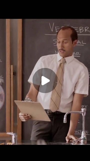 Key And Peele Substitute Teacher, Key & Peele, Key And Peele Funny, Funny Teacher Videos, Teacher Funny Humor, Key And Peele, Teacher Gif, Bored Teachers, Hilarious Videos