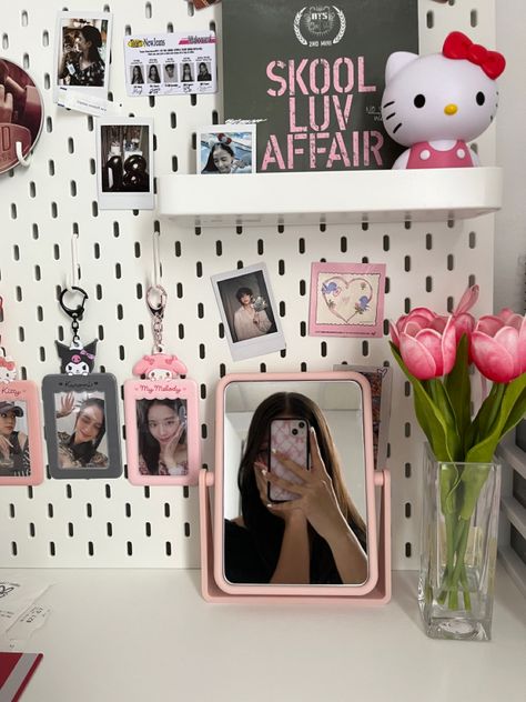 Ikea Pegboard Ideas Kpop, K Pop Peg Board, Pegboard Ideas, Desk Idea, Room Organization Bedroom, Kpop Room, Cleaning My Room, Desk Inspo, Cute Diy Room Decor