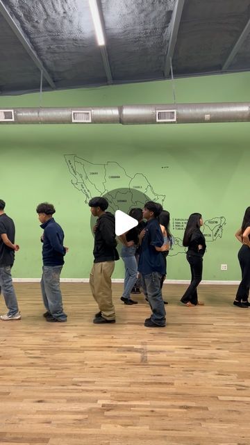 Lindsey Choreography on Instagram: "Lindsey Choreography, Austin Tx 📍 • • • #austin #texas #viral #explore #vals #waltz #seeyouagain #choreography #choreographer #quince #quinceañera #quinces #15" Quince Waltz, Quince Tips, Quinceanera Waltz, Quince Dances, Quinceanera Planning, Flower Mirror, January 29, Activities To Do, Waltz