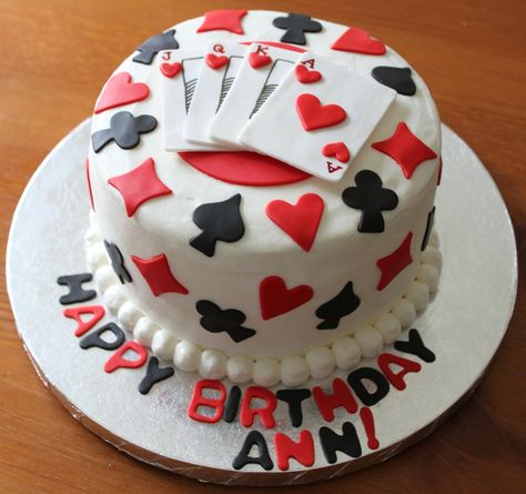 poker-cards-casino-theme-cakes-cupcakes-mumbai-13 Poker Cake, Cards Cake, Torte Cupcake, Casino Royale Party, Gambling Cake, Casino Night Party, Gambling Party, Themed Cupcakes, Poster Designs