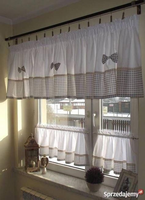 Cortinas Country, Kitchen Curtain Designs, White Kitchen Curtains, Burlap Kitchen, Kitchen Window Curtains, Plain Curtains, Country Curtains, Kitchen Window Treatments, Blue Curtains