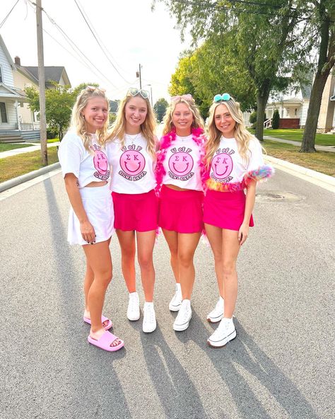 Smiley Face Bid Day, Bid Day Themes, Sigma Kappa, Bid Day, Smiley Face, Sorority, Smiley