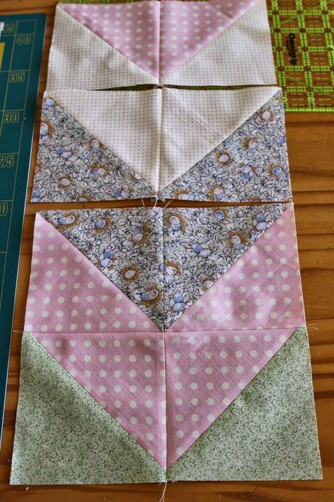 Easy Small Quilt Patterns, Baby Quilt Patterns Easy Girl, Patchwork Quilts Patterns, Free Baby Quilt Patterns, Chevron Quilt Pattern, Colchas Quilting, Girl Quilts Patterns, Baby Quilt Tutorials, Quilt Blocks Easy