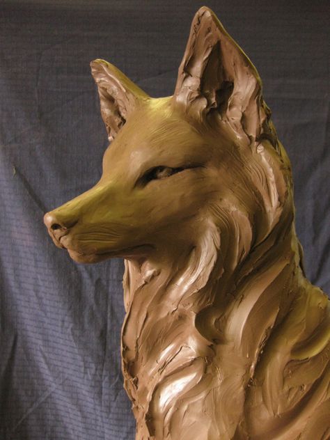 Fox Sculpture Clay Art, Fox Clay Sculpture, Clay Fox, Pottery Carving, Fox Sculpture, Marble Carving, Model Magic, Pottery Animals, Fox Face