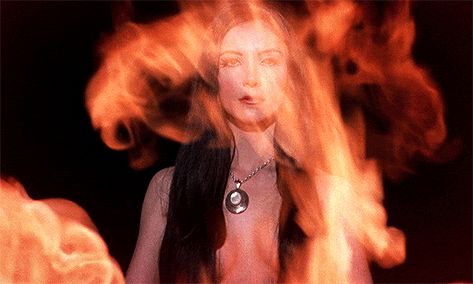 The Love Witch (2016) The Love Witch Gif, Suspiria Aesthetic, The Love Witch Aesthetic, Hausu 1977, Witch Film, Love Witch Aesthetic, The Witch 2015, Suspiria 2018, The Love Witch Movie