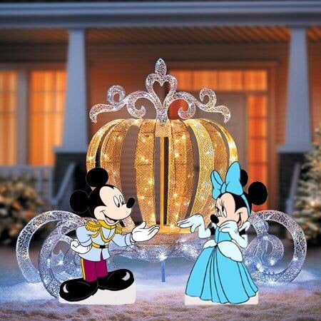 Halloween Yard Art, Castle Decor, Peanuts Halloween, Christmas Yard Art, Halloween Disney, Disney Cinderella, Yard Lights, Christmas Yard, Diy Yard