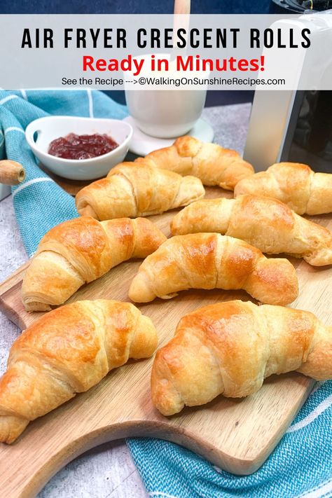 Air Fryer Crescent Rolls, Pillsbury Crescent Recipes, Recipes Using Crescent Rolls, Air Fryer Recipes Dessert, Small Air Fryer, Air Fryer Recipes Snacks, Crescent Recipes, Cafeteria Food, Air Fryer Cooking Times