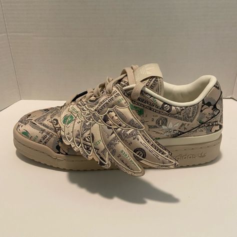 Adidas Jeremy Scott Money Forum Wings 1.0 Low Adv Men’s Size 9.5 New Price: $120 Jeremy Scott Adidas Outfit, Adidas Jeremy Scott Wings, Jeremy Scott Adidas, 2013 Swag Era, Dr Shoes, Wing Shoes, Stunning Shoes, Shoe Design, Mens Fashion Streetwear