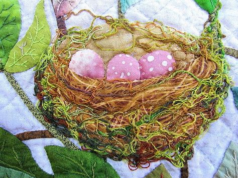 DEL QUILTS Baby Mobil, Silk Ribbon Embroidery, Art Textile, Embroidery Inspiration, Ribbon Embroidery, Crazy Quilts, Embroidery And Stitching, Beautiful Embroidery, Fabric Art