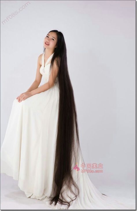 ！ China Long Hair, Indian Long Hair Braid, Extremely Long Hair, Long Silky Hair, Long Hair Pictures, Really Long Hair, Grow Long Hair, Super Long Hair, Long Black Hair