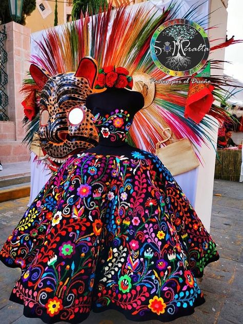 Mexican Wedding Gown, Mexican Quince Dessert Table, Dia De Los Muertos Wedding Ideas Dresses, Day Of The Dead Quinceanera Theme, Mexican Theme Quinceanera Dresses, Mexican Prom Dress, Mexican Theme Dresses, Mexico Outfit Ideas, Mexican Dresses Traditional