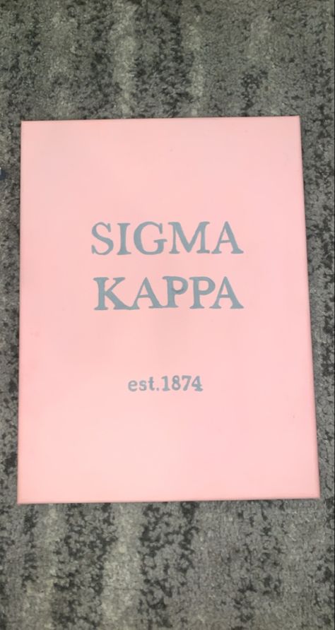 Kappa Kappa Gamma Canvas Painting, Sorority Canvas Ideas Easy, Sigma Kappa Painting, Dphie Canvases, Kappa Kappa Gamma Canvas, Sorority Canvas Ideas, Sigma Kappa Canvas, Sorority Social Themes, Sorority Shirts Letters