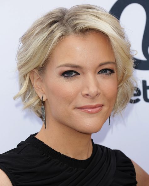 Megyn Kelly Leaving Fox News To Host NBC News Daytime Show, Sunday ... Megyn Kelly Hair, Hairstyles For Medium Length Hair Tutorial, Kelly Hair, Megan Kelly, Haircuts Medium, Megyn Kelly, Gray Hair Cuts, Hair Tutorials Easy, Shot Hair Styles