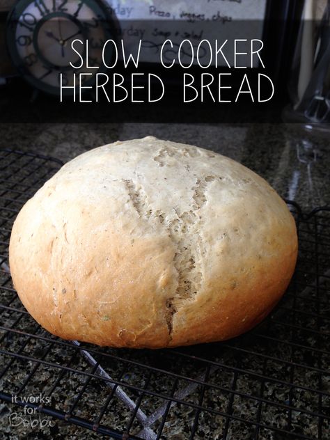 It Works For Bobbi!: Slow Cooker Herb Bread #slowcookerbread #artisanbread October Dinners, Crockpot Bread, Crock Pot Bread, Diy College, Slow Cooker Bread, Crock Pot Food, Herb Bread, Bread Bin, Crockpot Dishes