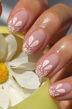 Nails Ideas For Easter, Easter Bunny Nails Design Spring, Easter Egg Nails Acrylic, Easter Egg Nail Ideas, Nail Art For Easter, Nail Inspo Easter, Easter Biab Nails, Nail Art Designs Easter, Easter Bunny Nails Design