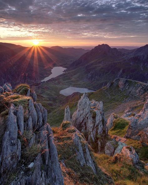 Ogwen Valley, Snowdonia, Places Of Interest, British Isles, Sunrise Sunset, Glasgow, Wales, Places To Go, Nature Photography