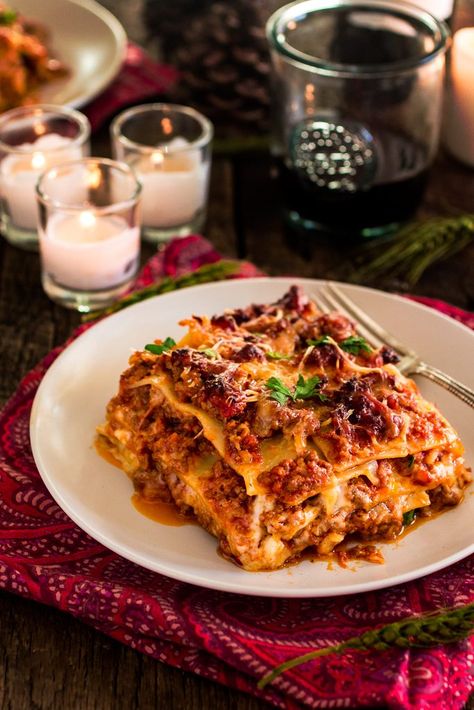 The BEST Classic Lasagna Bolognese - Olivia's Cuisine Lasagna Bolognese, Makanan Italia, Lasagne Recipes, Classic Lasagna, Bolognese Recipe, Italian Holiday, Chocolate Tart, Lasagna Recipe, Italian Dishes