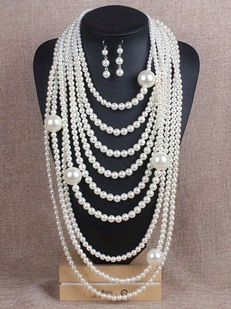 White pearl necklace indian