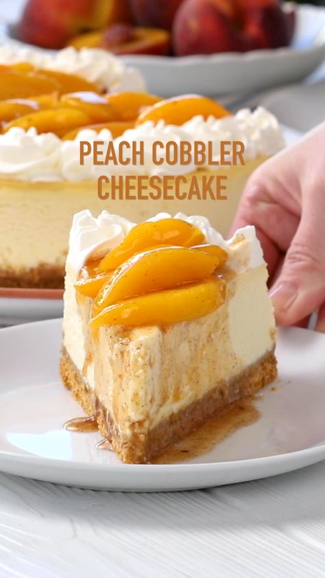 Peach Topping, Peach Cobbler Cheesecake, Cheesecake Banana, Pudding Cheesecake, Cheesecake Squares, Cobbler Topping, Cheesecake Dessert, Homemade Cheesecake, Torte Cupcake