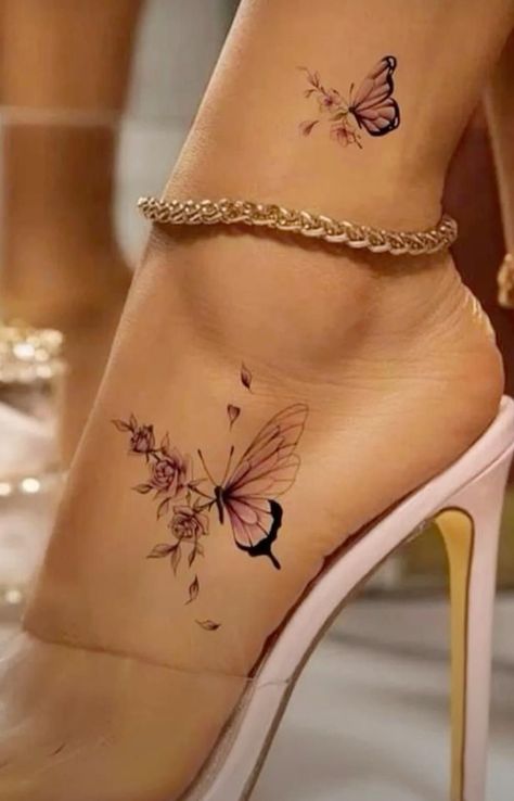 #CoolTattoos #TattooArt #InkMaster #TattooDesigns #InkedUp #TattooLovers #InkInspiration #TattooIdeas #CreativeInk #TattooStyle Anklet Tattoos For Women, 42 Tattoo, Catrina Tattoo, Yang Tattoo, Knot Tattoo, Mommy Tattoos, Anklet Tattoos, Foot Tattoos For Women, Tattoos For Women Flowers