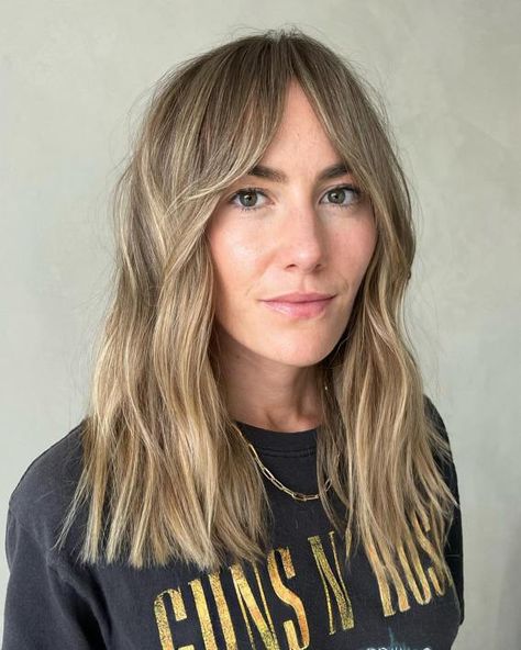 Below-the-Shoulders Blunt Cut for Fine Hair Curtain Bangs Fine Hair, Medium Length Hairstyles With Bangs, Medium Haircuts With Bangs, Long Fine Hair, Easy Care Hairstyles, Short Hairstyles Fine, Medium Length Hairstyles, Bangs With Medium Hair, Bob Hairstyles For Fine Hair